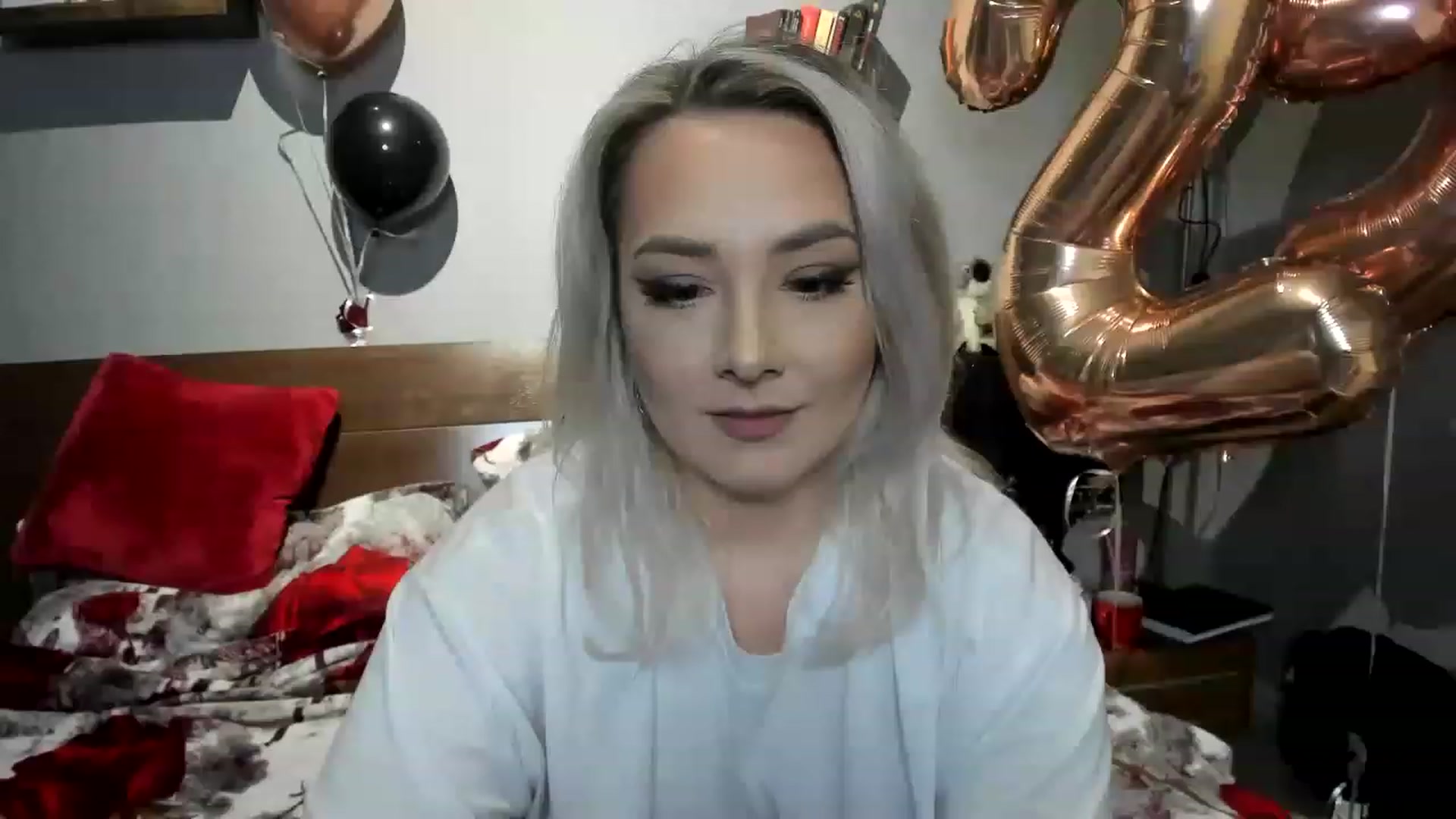 Gallery image thumbnail from LilithTongue_'s myfreecams stream on, 03/04/2023, 15:08 image 19 of 20