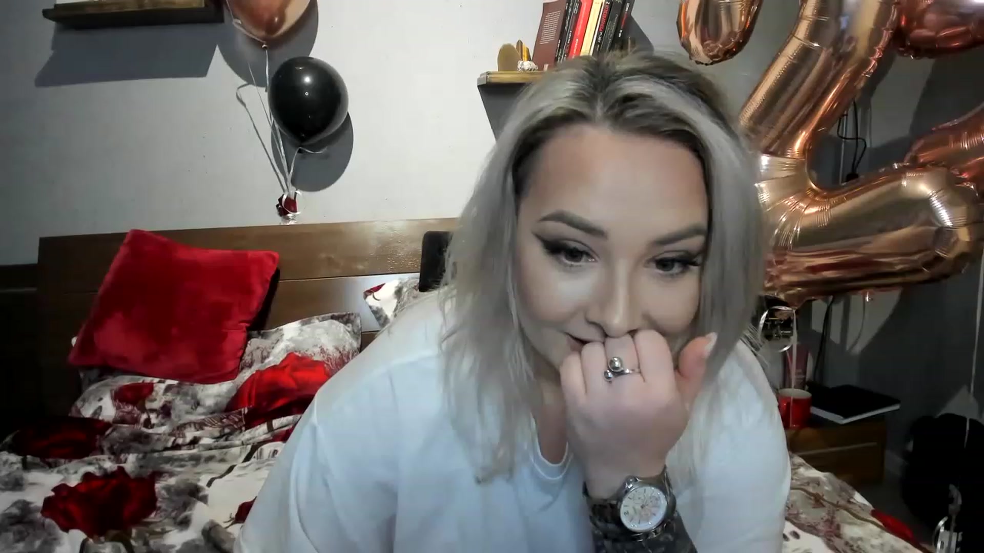 Gallery image thumbnail from LilithTongue_'s myfreecams stream on, 03/04/2023, 15:08 image 9 of 20