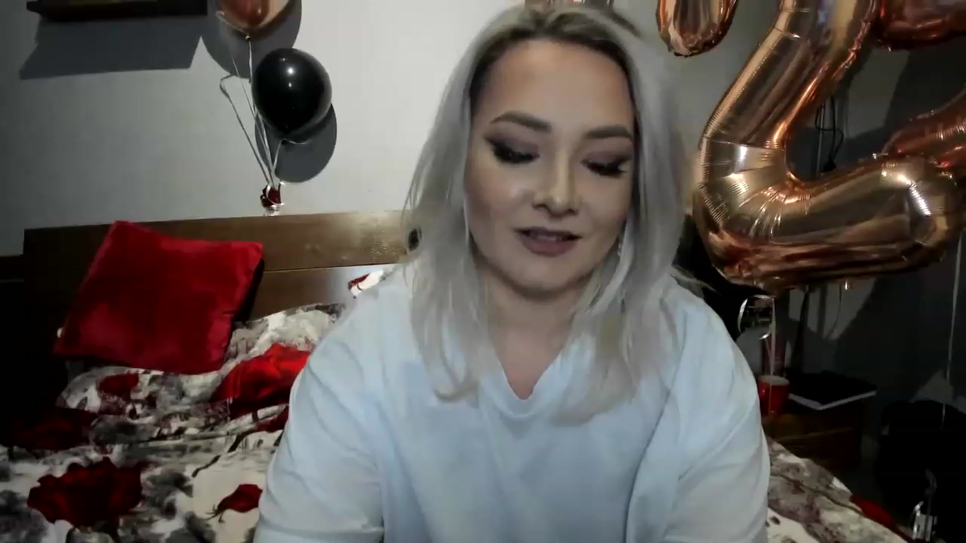 Gallery image thumbnail from LilithTongue_'s myfreecams stream on, 03/04/2023, 15:08 image 11 of 20