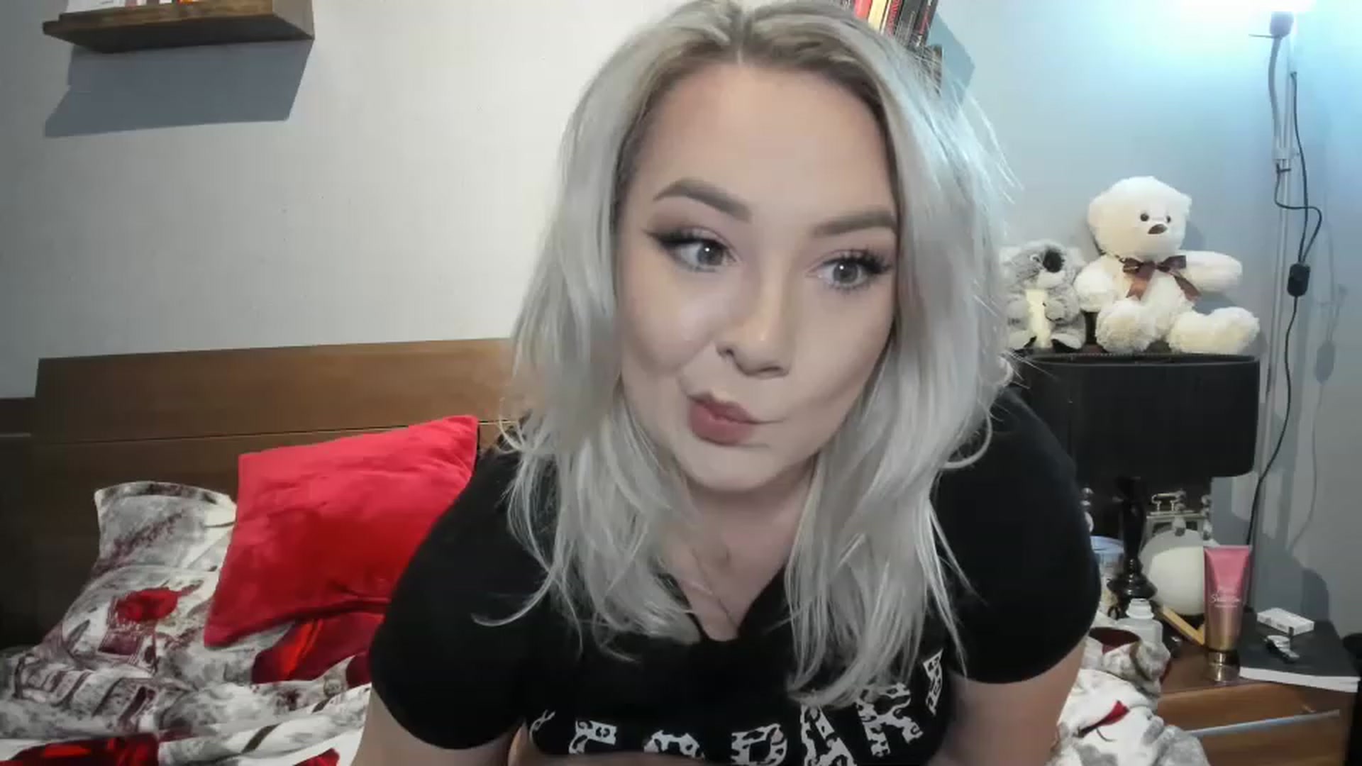 Gallery image thumbnail from LilithTongue_'s myfreecams stream on, 03/09/2023, 14:45 image 12 of 20