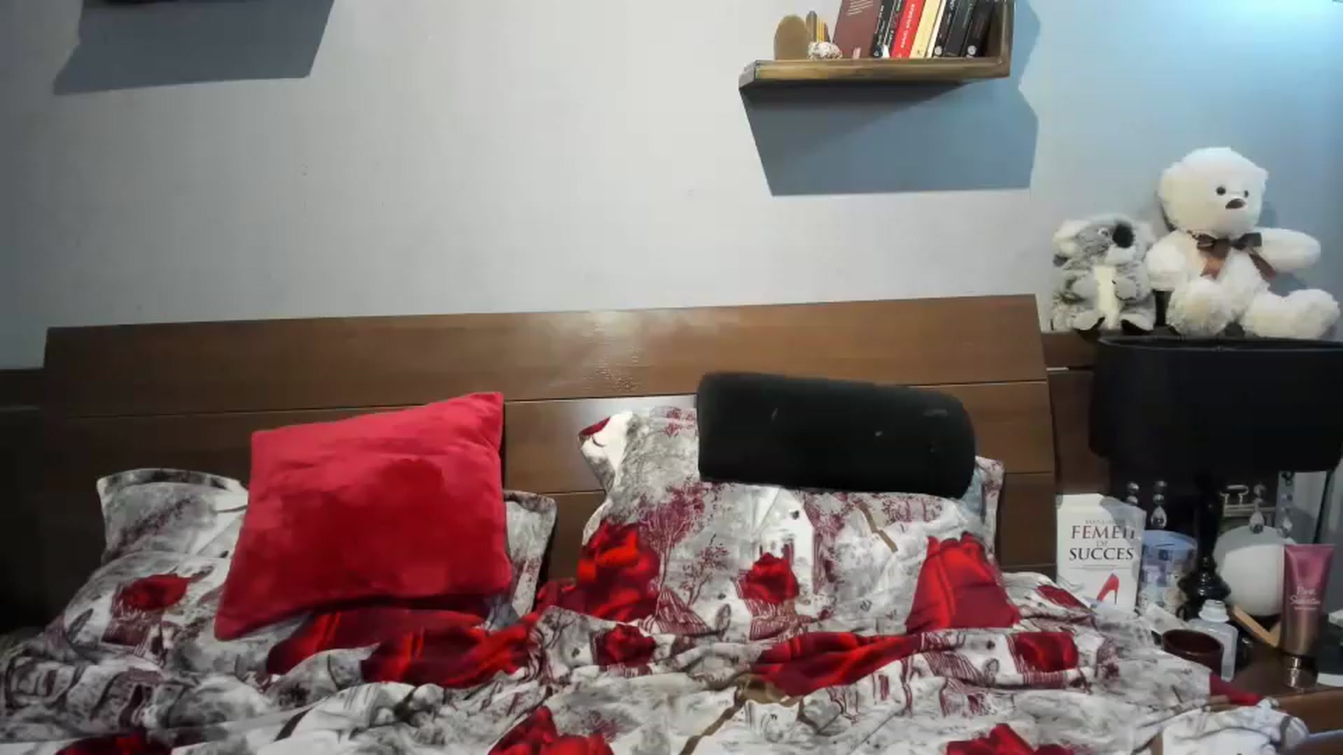 Gallery image thumbnail from LilithTongue_'s myfreecams stream on, 03/09/2023, 16:08 image 4 of 20