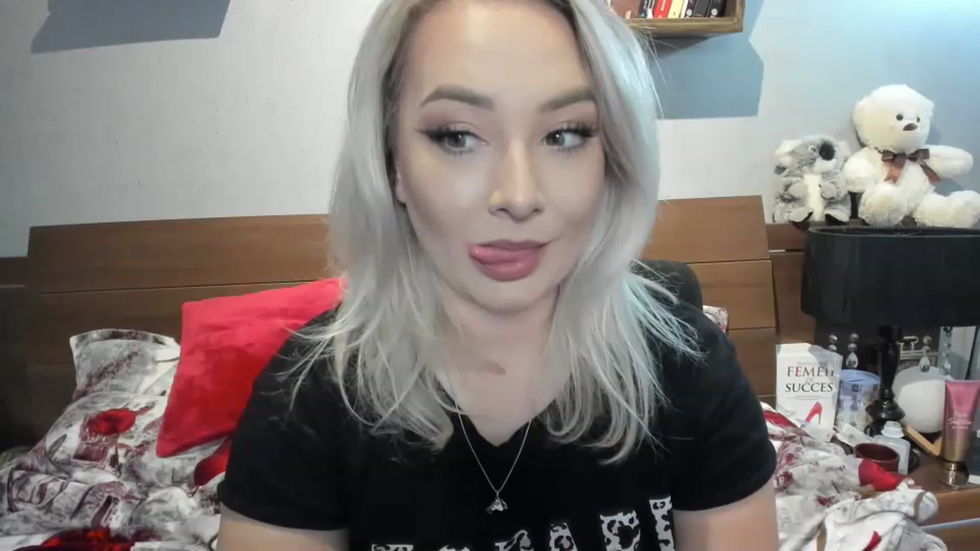 Gallery image thumbnail from LilithTongue_'s myfreecams stream on, 03/09/2023, 16:08 image 9 of 20