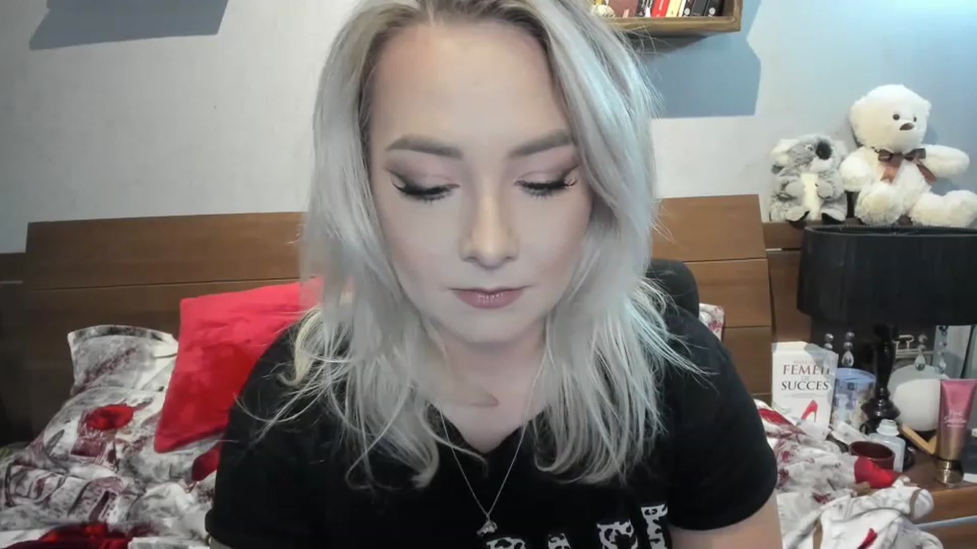Gallery image thumbnail from LilithTongue_'s myfreecams stream on, 03/09/2023, 16:08 image 7 of 20