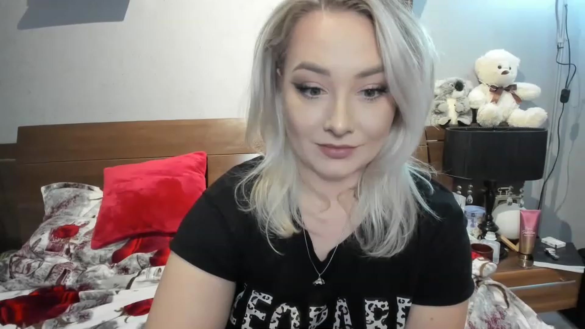 Gallery image thumbnail from LilithTongue_'s myfreecams stream on, 03/09/2023, 16:08 image 19 of 20