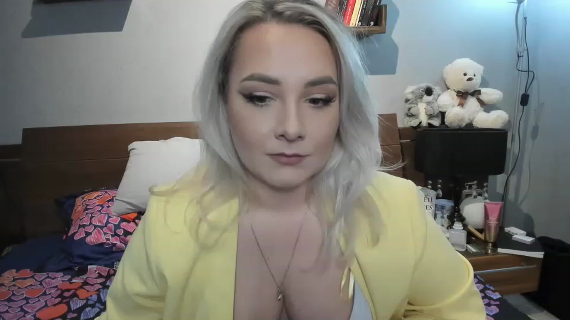 Gallery image thumbnail from LilithTongue_'s myfreecams stream on, 03/10/2023, 14:51 image 19 of 20