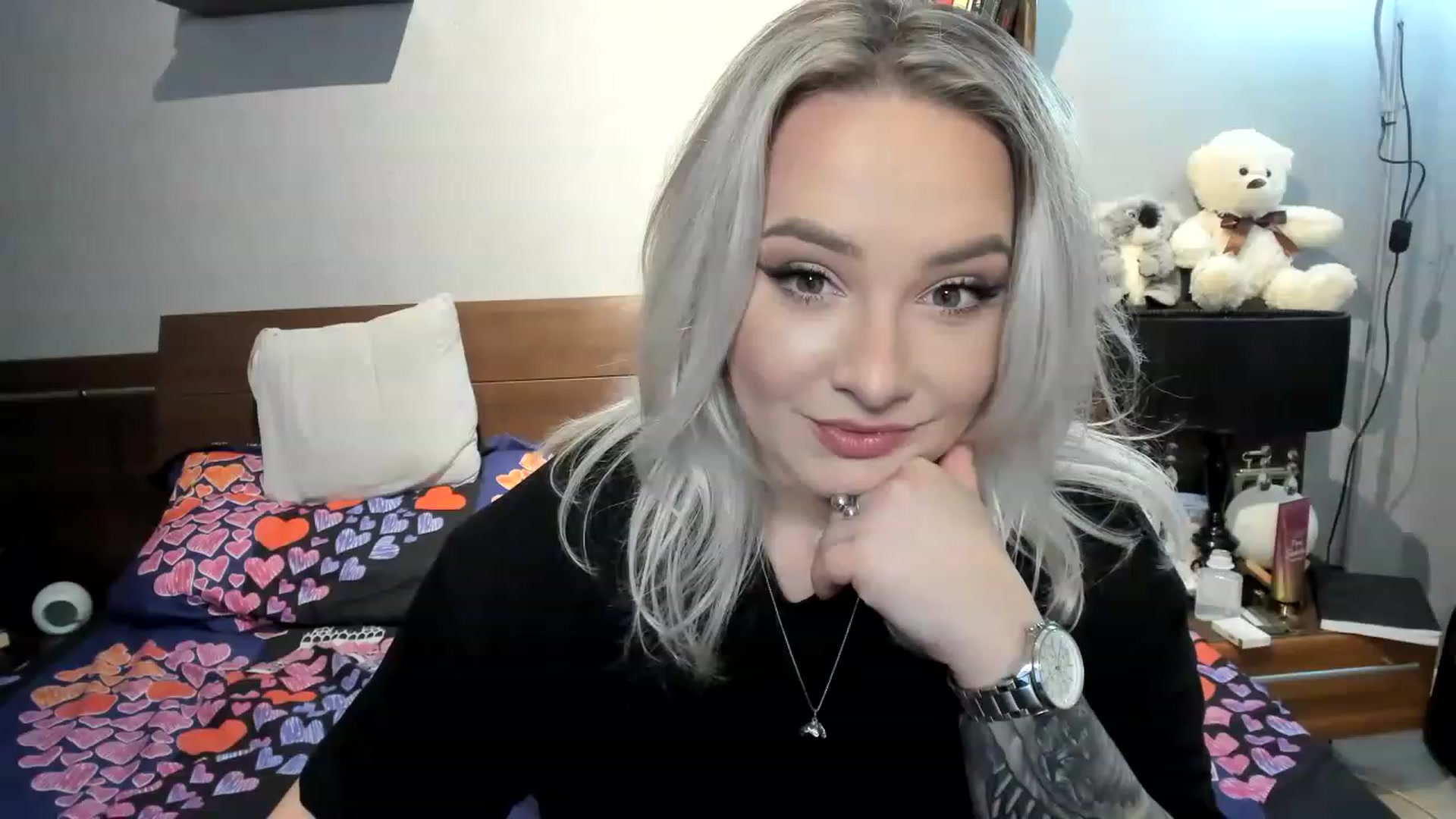 Gallery image thumbnail from LilithTongue_'s myfreecams stream on, 03/11/2023, 15:32 image 9 of 20