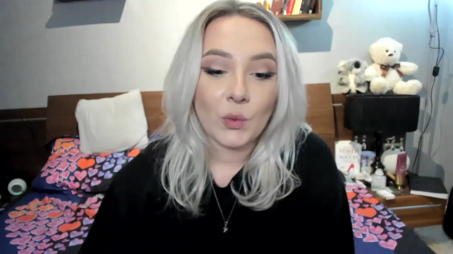 Gallery image thumbnail from LilithTongue_'s myfreecams stream on, 03/11/2023, 15:32 image 16 of 20