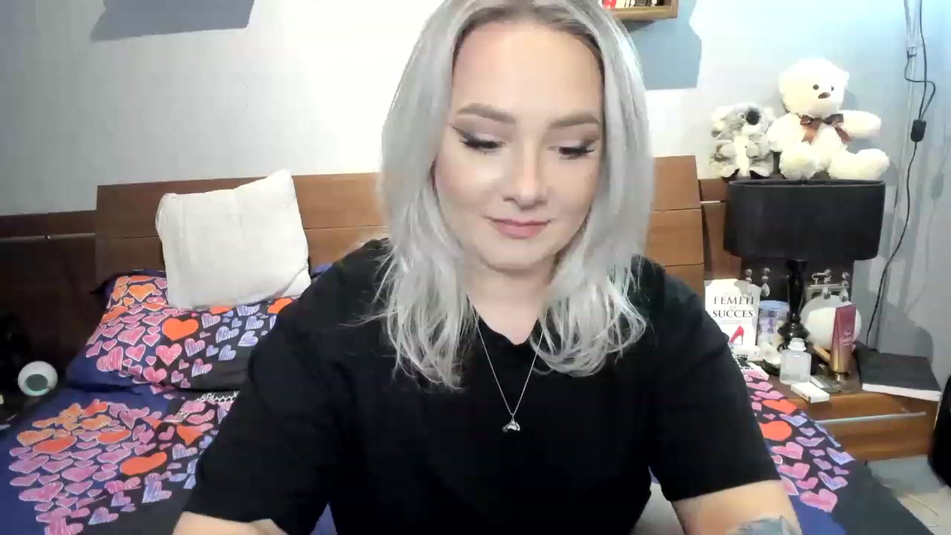Gallery image thumbnail from LilithTongue_'s myfreecams stream on, 03/11/2023, 15:32 image 14 of 20