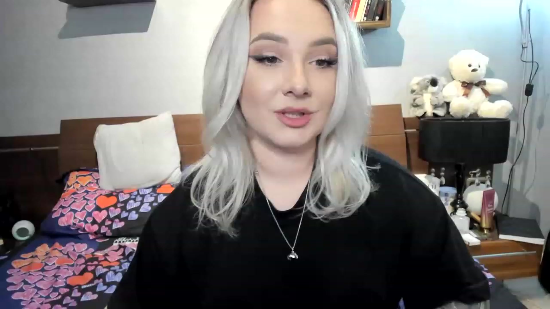 Gallery image thumbnail from LilithTongue_'s myfreecams stream on, 03/11/2023, 15:32 image 7 of 20
