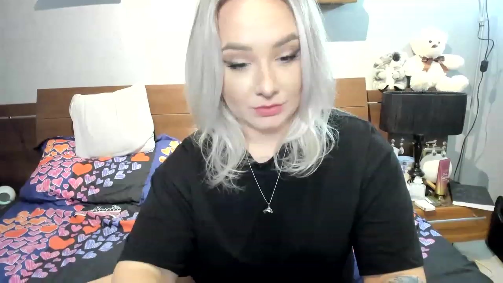 Gallery image thumbnail from LilithTongue_'s myfreecams stream on, 03/11/2023, 17:01 image 15 of 20