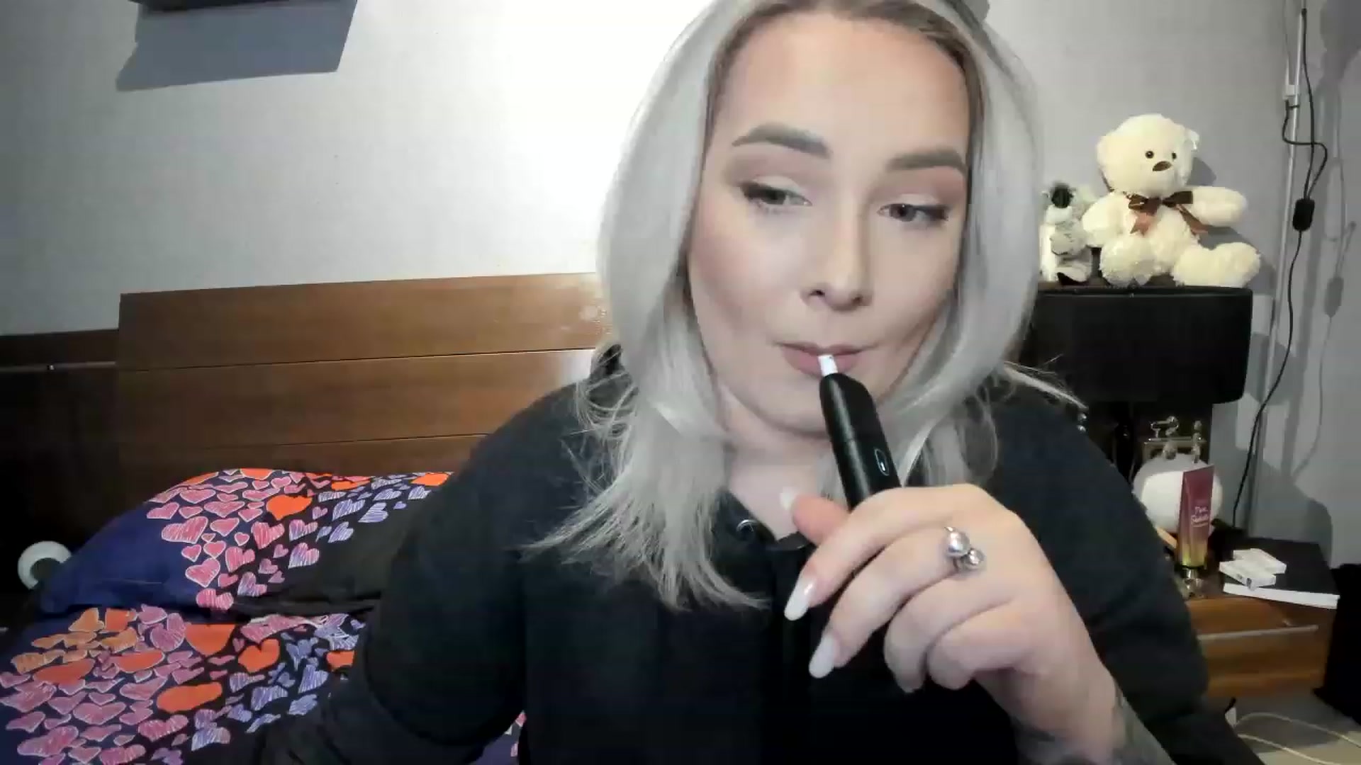 Gallery image thumbnail from LilithTongue_'s myfreecams stream on, 03/14/2023, 13:50 image 4 of 20