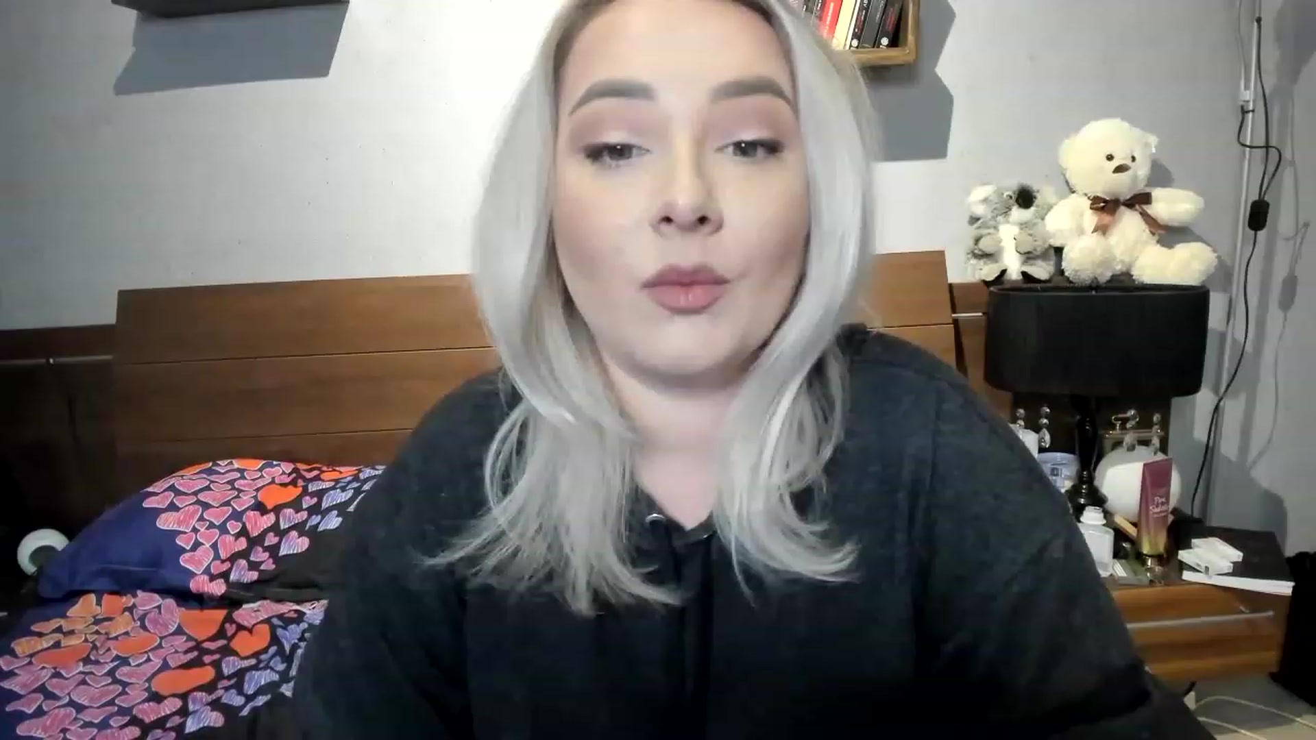 Gallery image thumbnail from LilithTongue_'s myfreecams stream on, 03/14/2023, 13:50 image 7 of 20