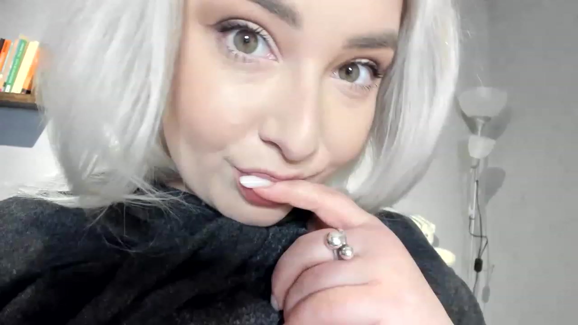 Gallery image thumbnail from LilithTongue_'s myfreecams stream on, 03/14/2023, 13:50 image 13 of 20