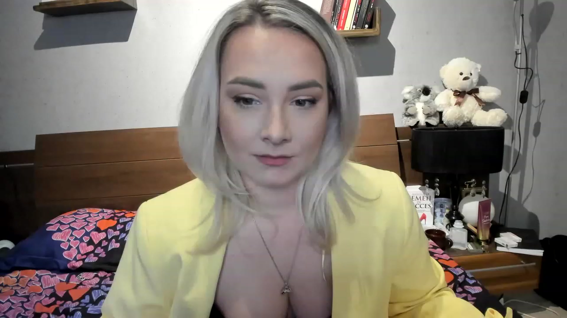Gallery image thumbnail from LilithTongue_'s myfreecams stream on, 03/14/2023, 15:34 image 15 of 20