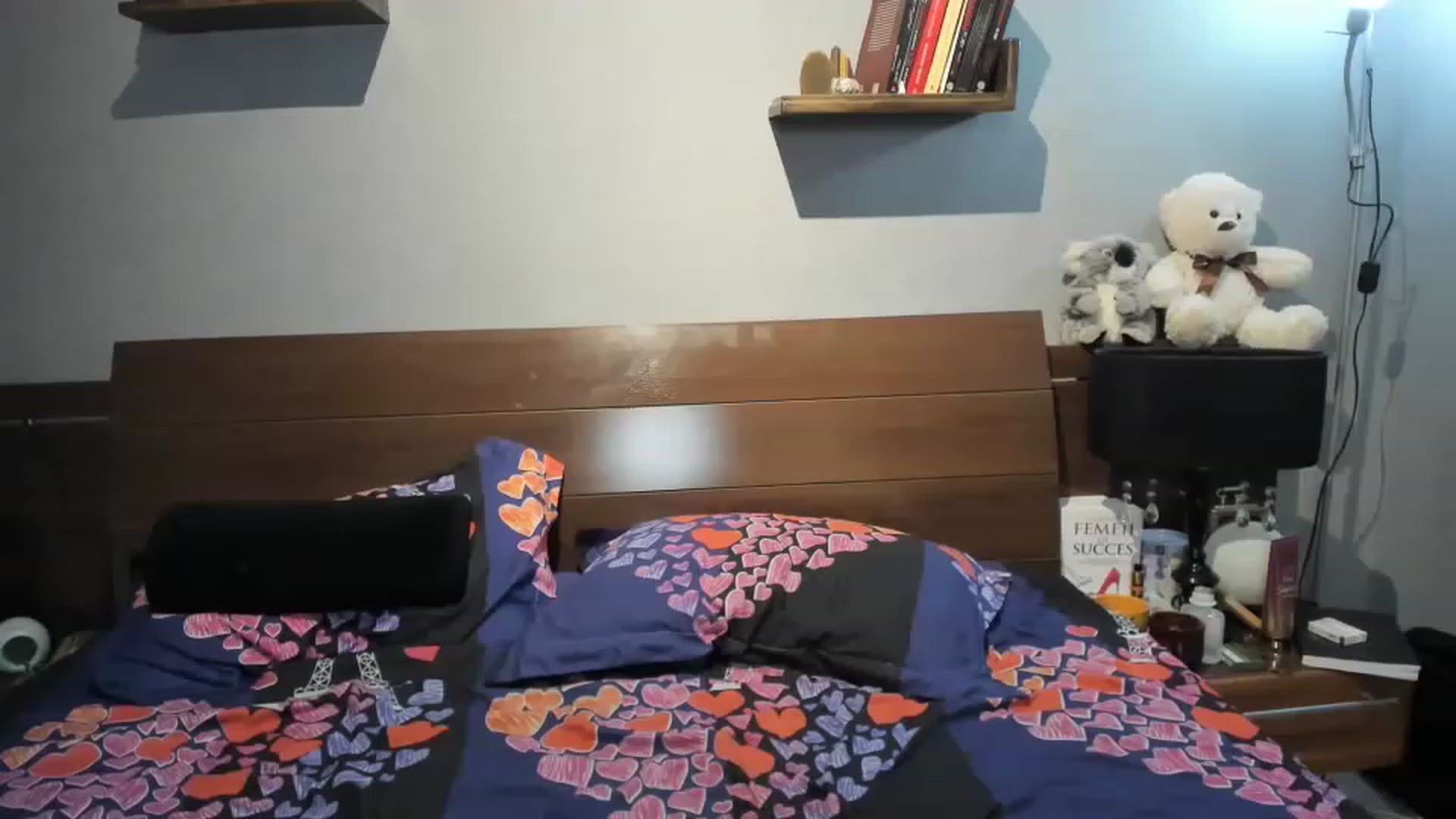 Gallery image thumbnail from LilithTongue_'s myfreecams stream on, 03/15/2023, 15:01 image 1 of 20