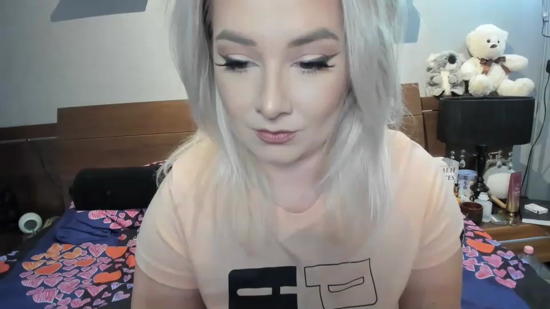 Gallery image thumbnail from LilithTongue_'s myfreecams stream on, 03/15/2023, 15:01 image 5 of 20