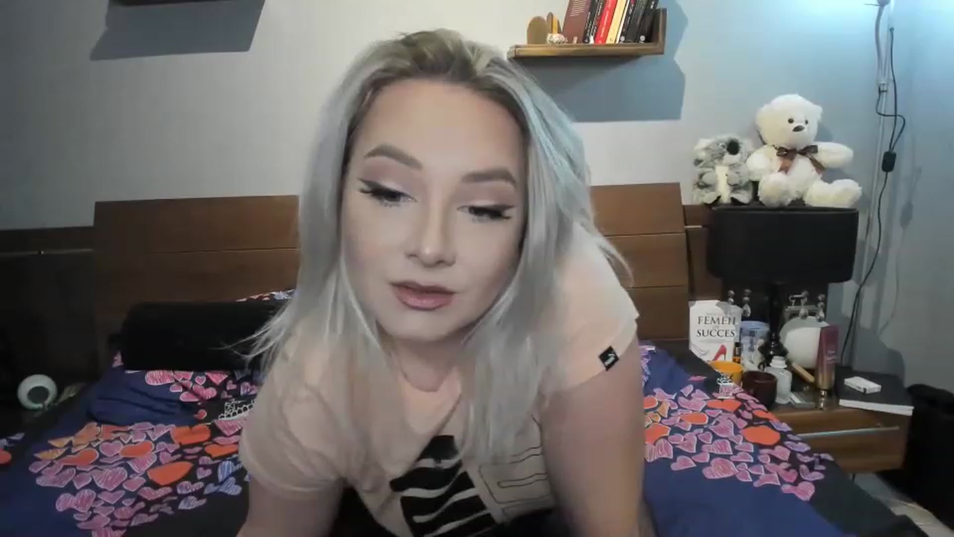 Gallery image thumbnail from LilithTongue_'s myfreecams stream on, 03/15/2023, 15:01 image 2 of 20