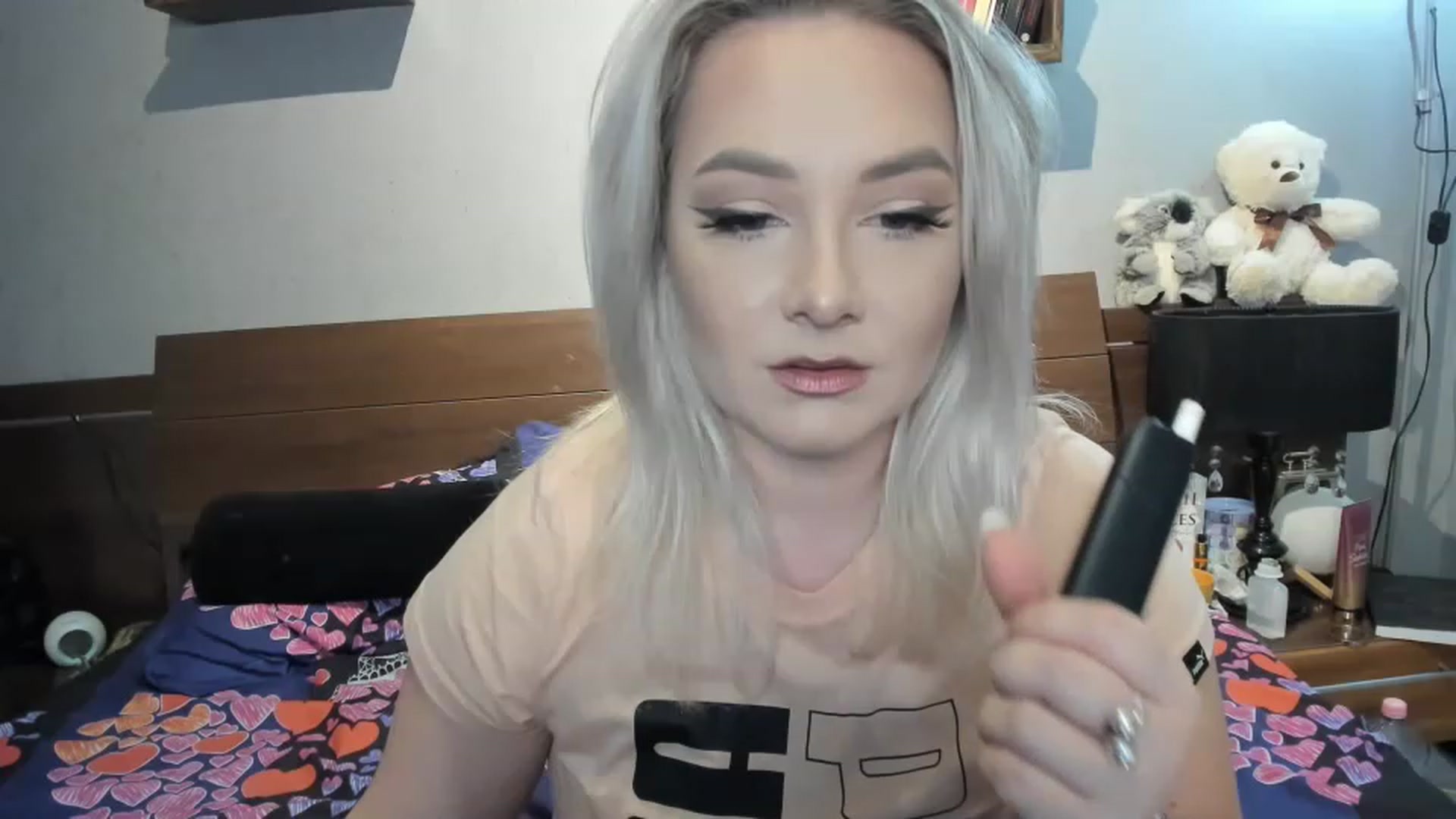 Gallery image thumbnail from LilithTongue_'s myfreecams stream on, 03/15/2023, 15:01 image 8 of 20