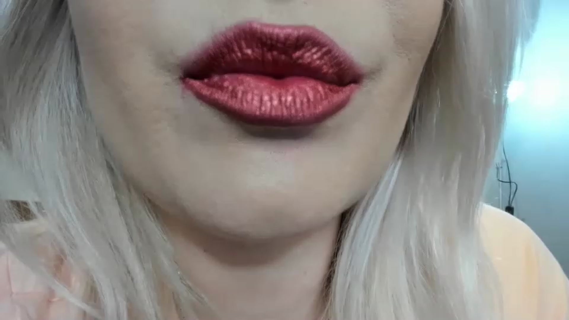 Gallery image thumbnail from LilithTongue_'s myfreecams stream on, 03/15/2023, 15:51 image 10 of 20