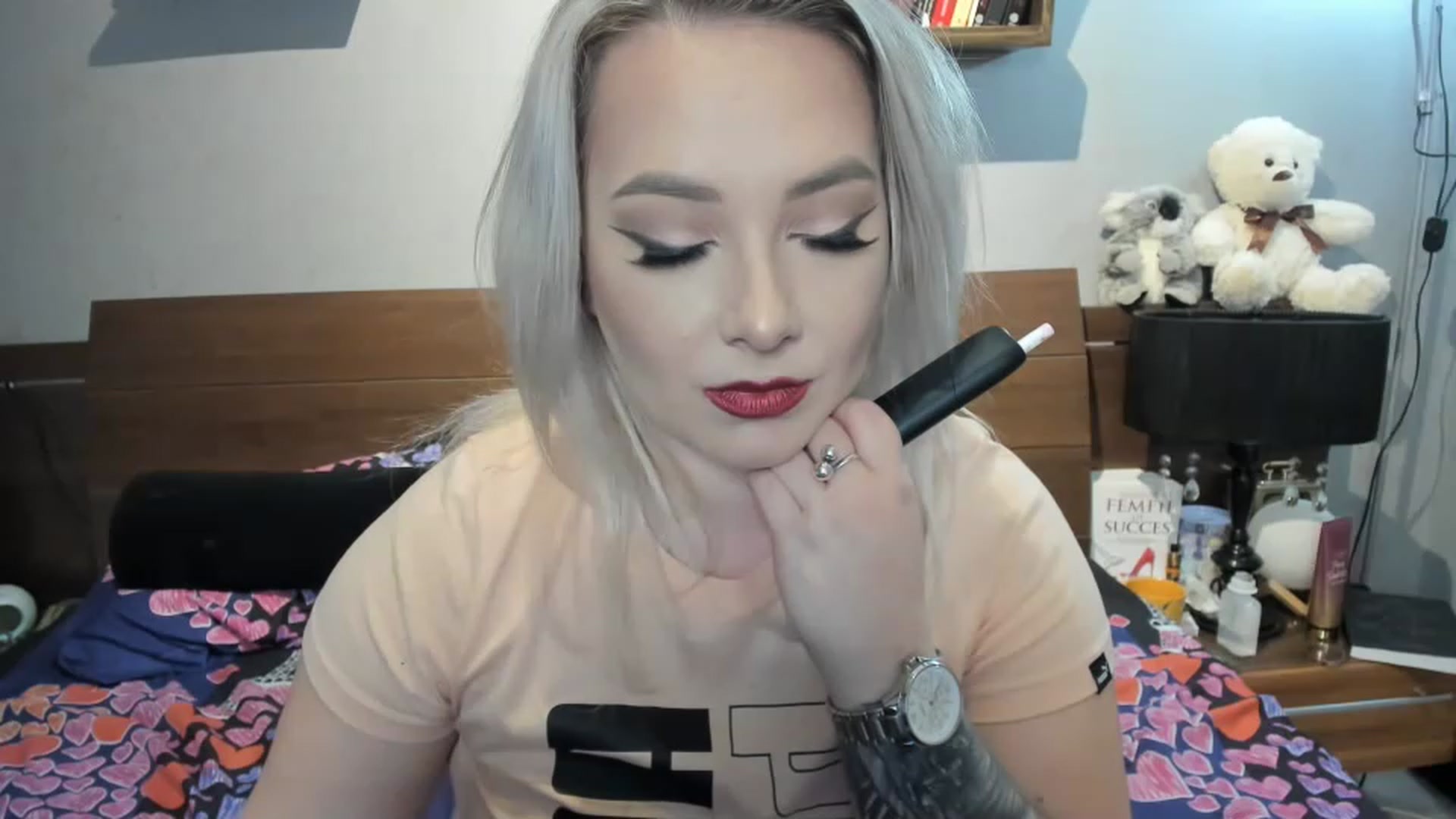 Gallery image thumbnail from LilithTongue_'s myfreecams stream on, 03/15/2023, 15:51 image 13 of 20