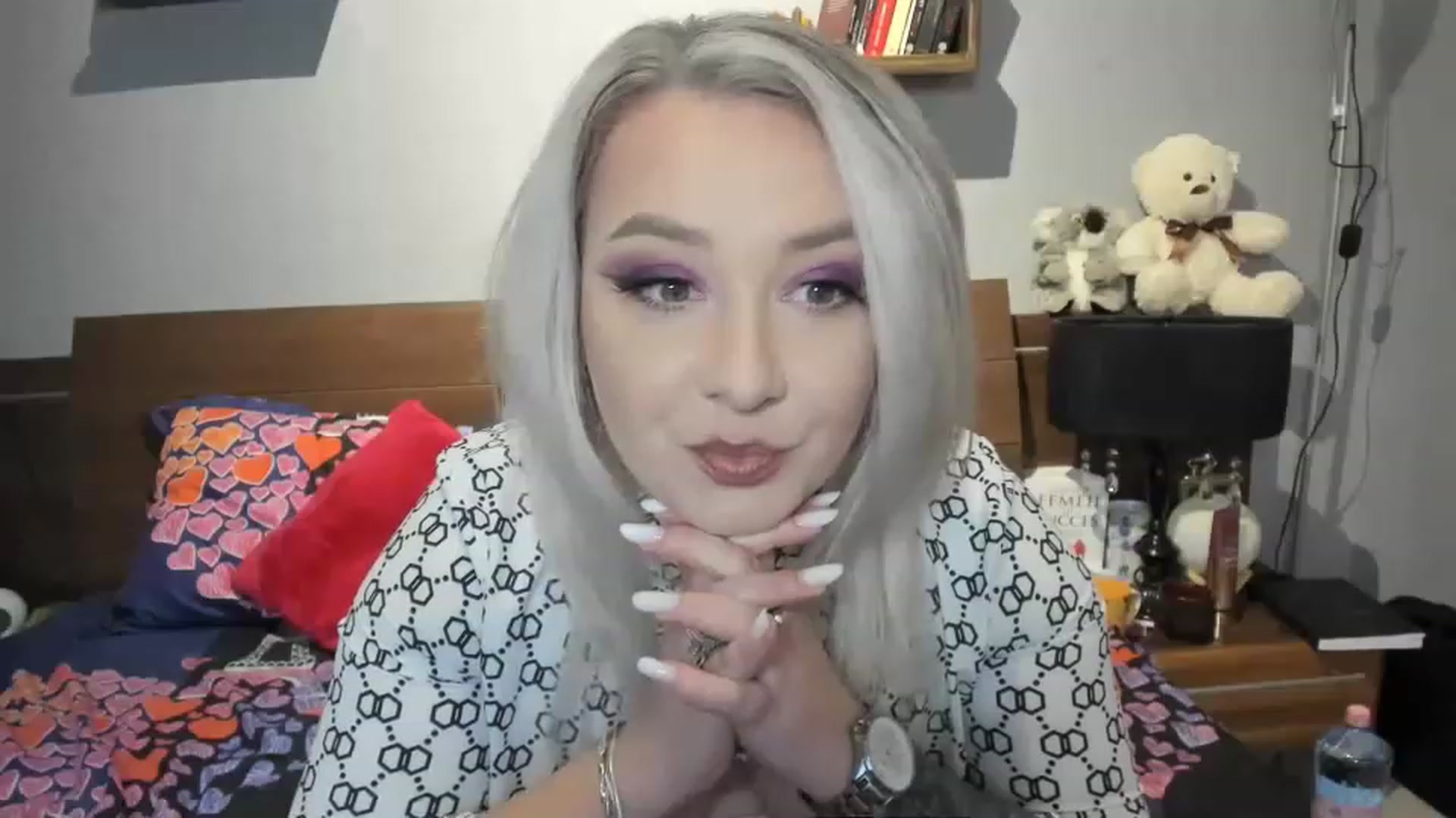 Gallery image thumbnail from LilithTongue_'s myfreecams stream on, 03/18/2023, 14:52 image 14 of 20