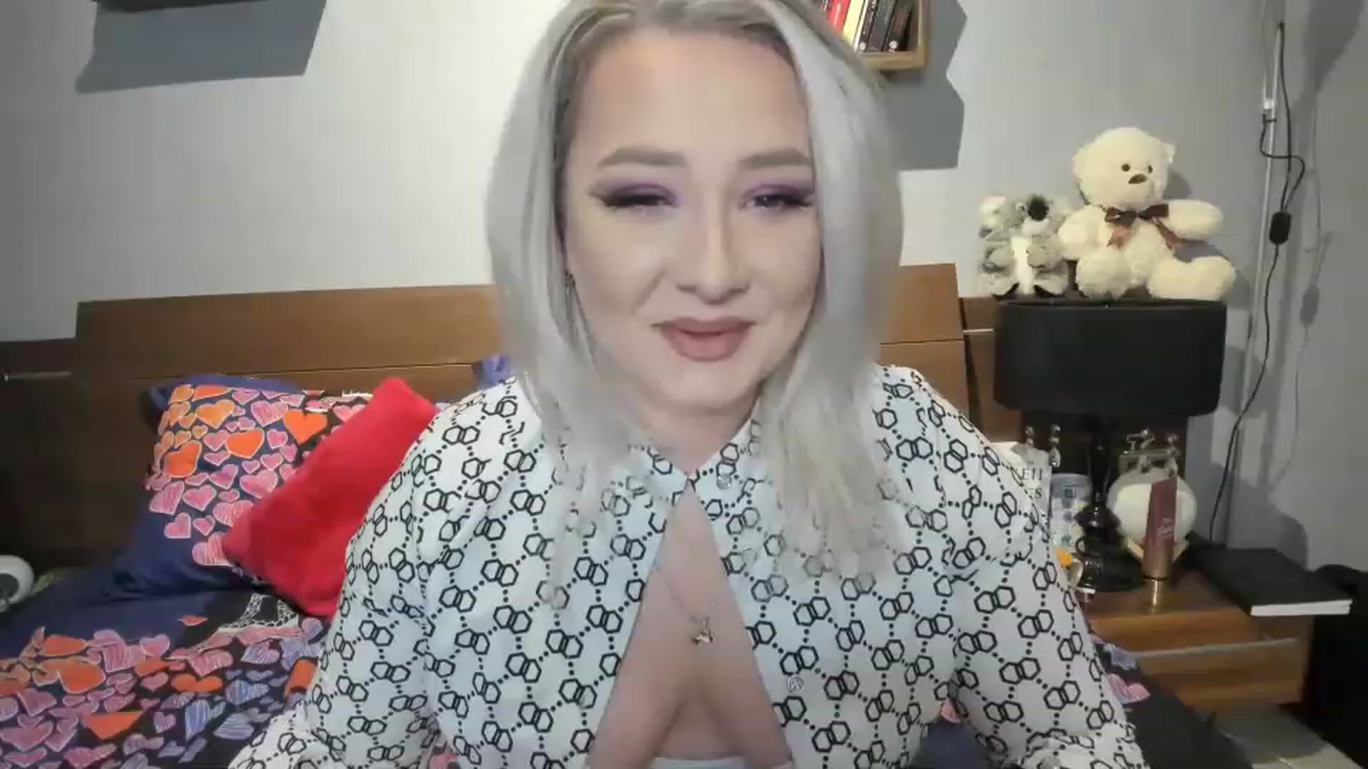 Gallery image thumbnail from LilithTongue_'s myfreecams stream on, 03/18/2023, 14:52 image 11 of 20