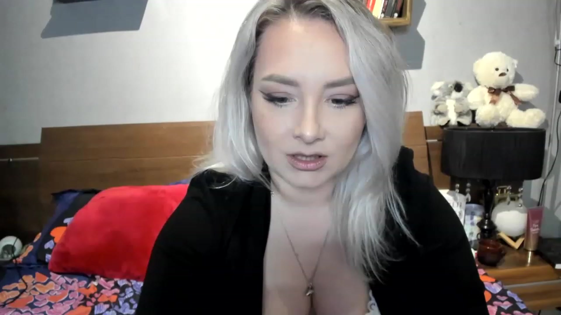Gallery image thumbnail from LilithTongue_'s myfreecams stream on, 03/20/2023, 15:12 image 3 of 20
