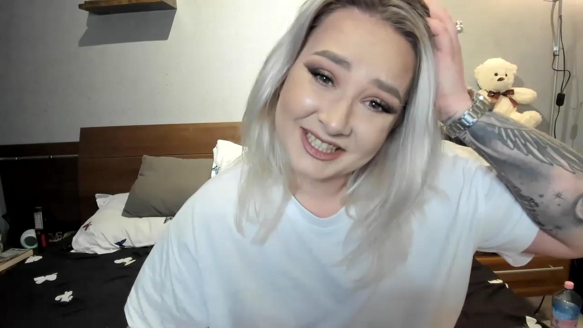 Gallery image thumbnail from LilithTongue_'s myfreecams stream on, 03/28/2023, 12:13 image 11 of 20
