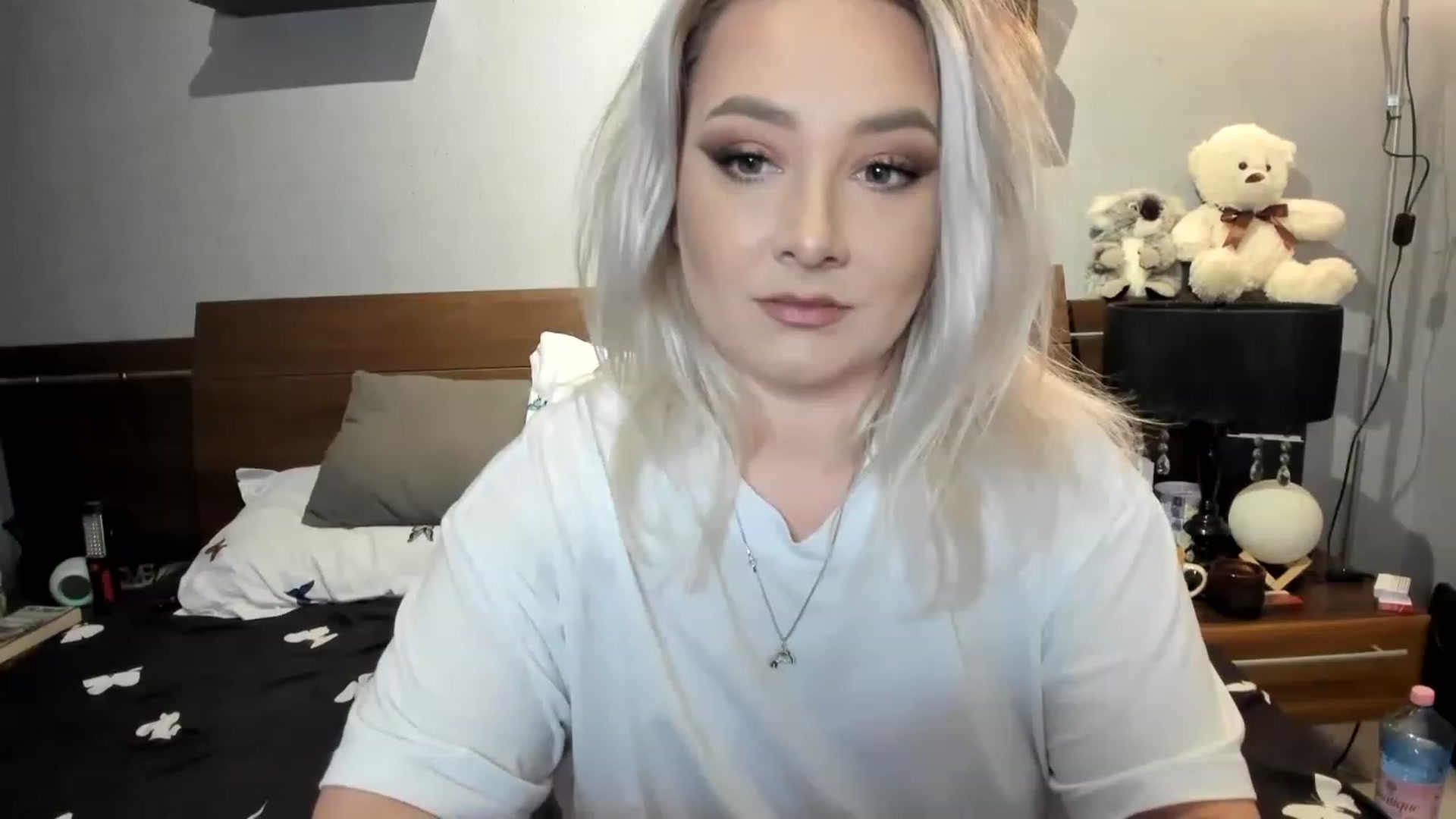 Gallery image thumbnail from LilithTongue_'s myfreecams stream on, 03/28/2023, 12:13 image 19 of 20