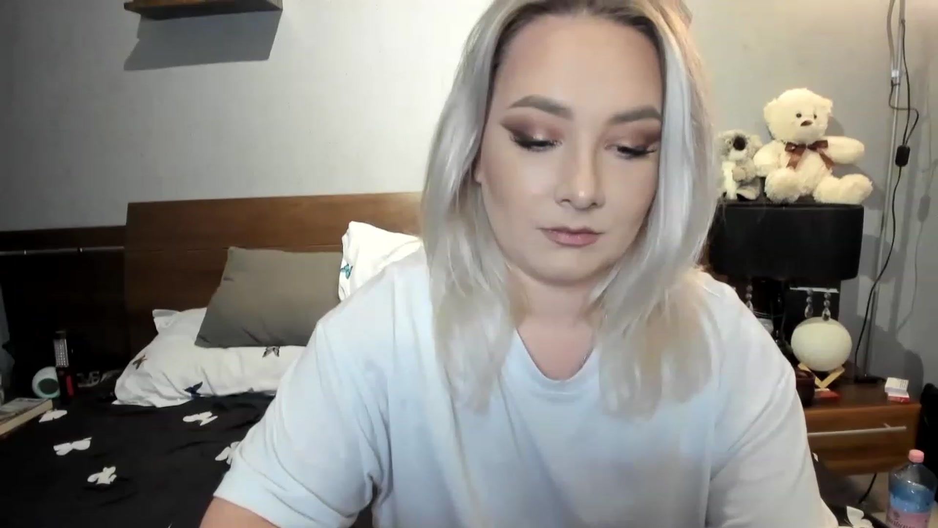 Gallery image thumbnail from LilithTongue_'s myfreecams stream on, 03/28/2023, 12:13 image 15 of 20