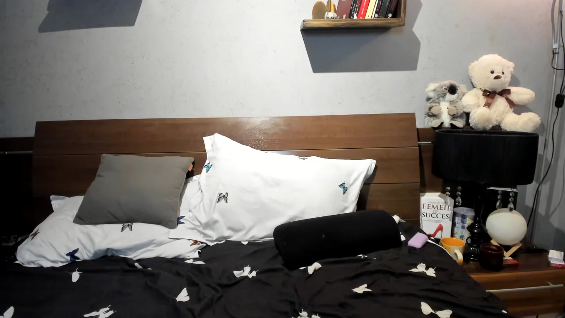 Gallery image thumbnail from LilithTongue_'s myfreecams stream on, 03/28/2023, 15:39 image 8 of 20