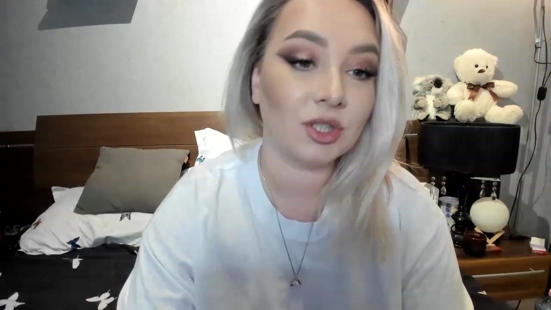 Gallery image thumbnail from LilithTongue_'s myfreecams stream on, 03/28/2023, 15:39 image 3 of 20
