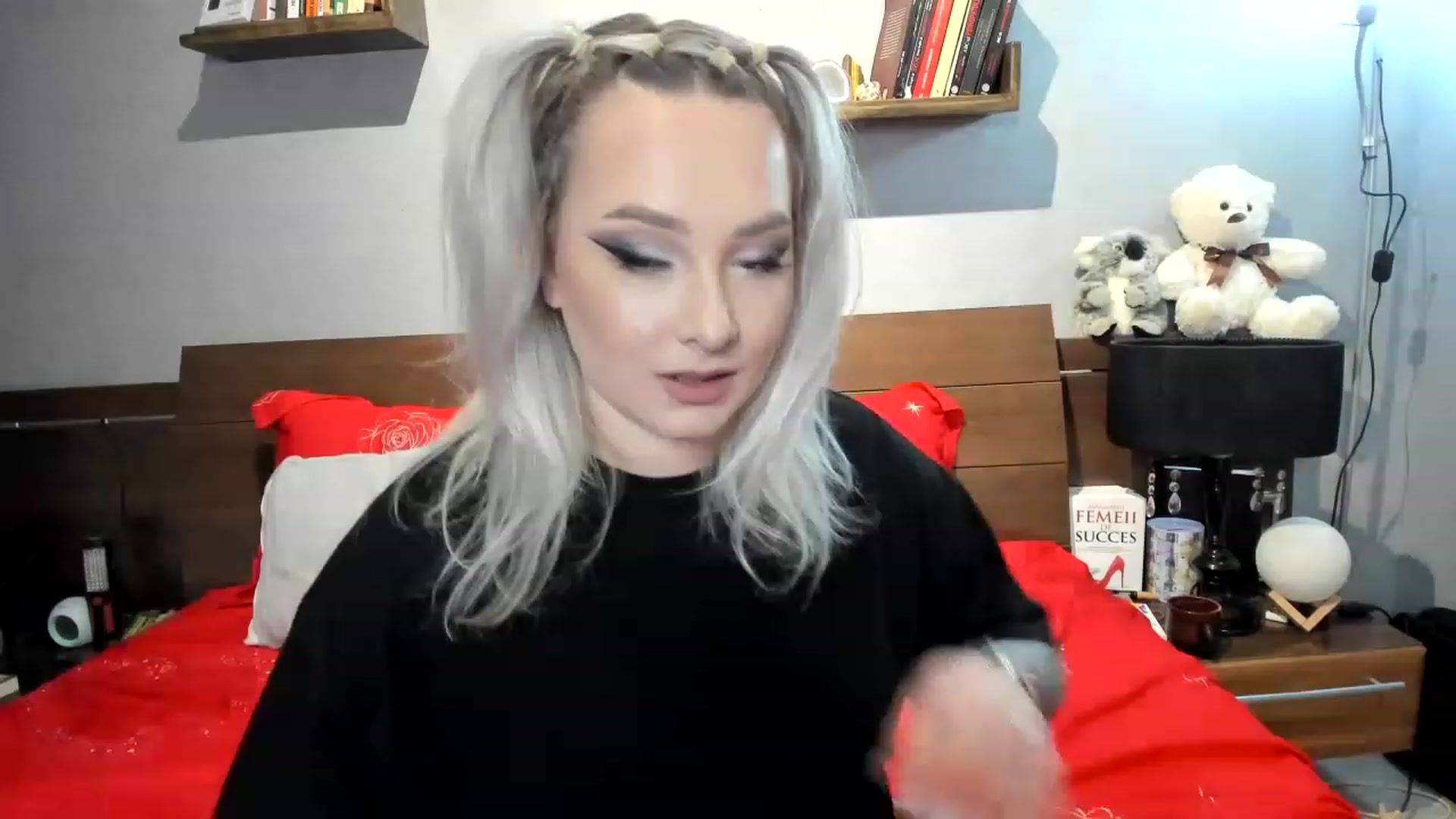Gallery image thumbnail from LilithTongue_'s myfreecams stream on, 04/07/2023, 15:05 image 13 of 20