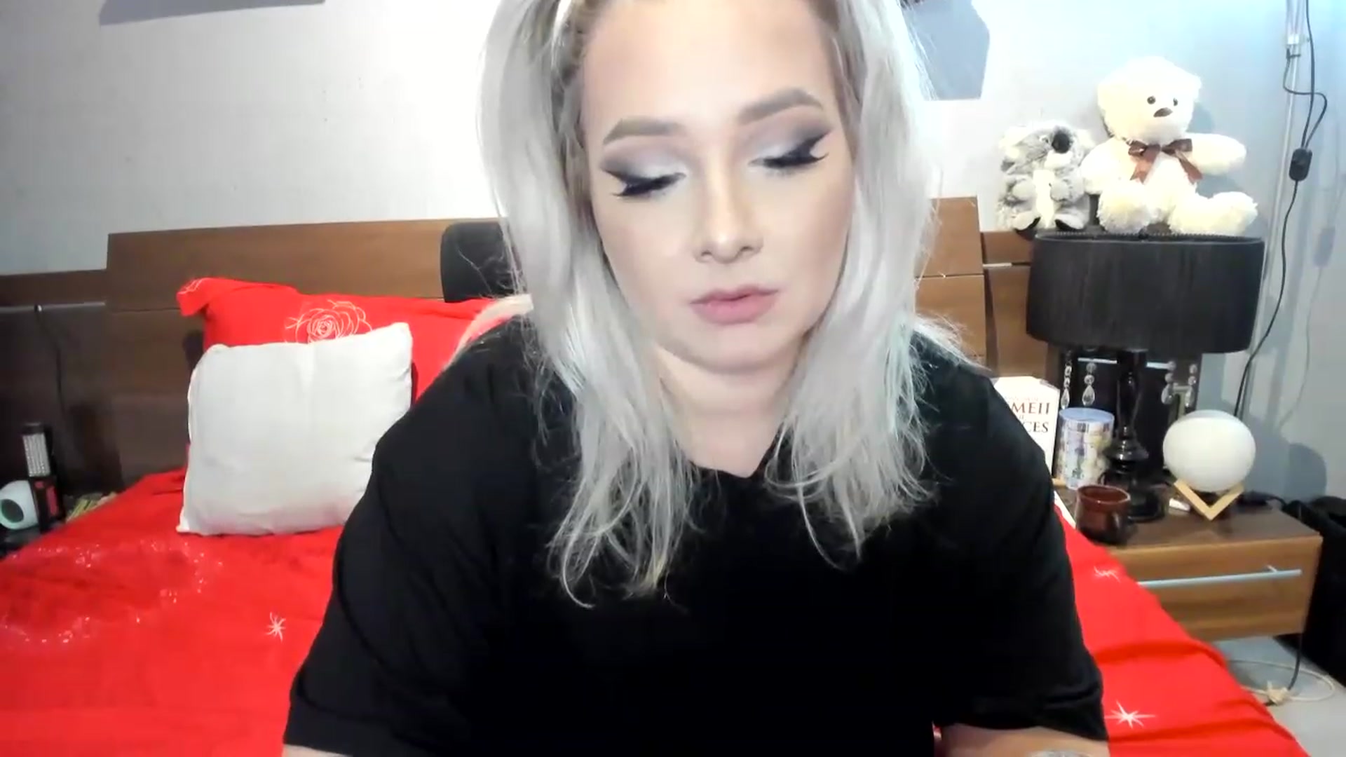 Gallery image thumbnail from LilithTongue_'s myfreecams stream on, 04/07/2023, 15:05 image 19 of 20