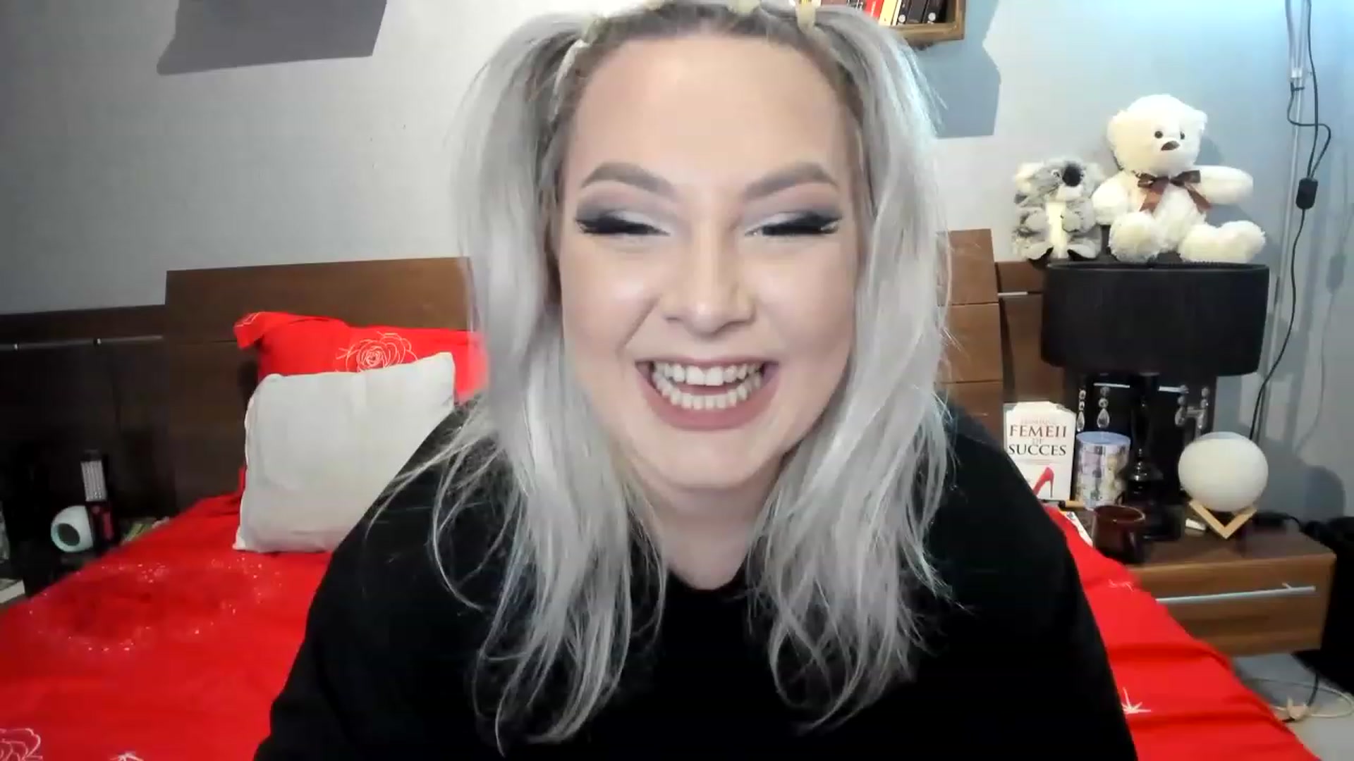 Gallery image thumbnail from LilithTongue_'s myfreecams stream on, 04/07/2023, 15:05 image 14 of 20