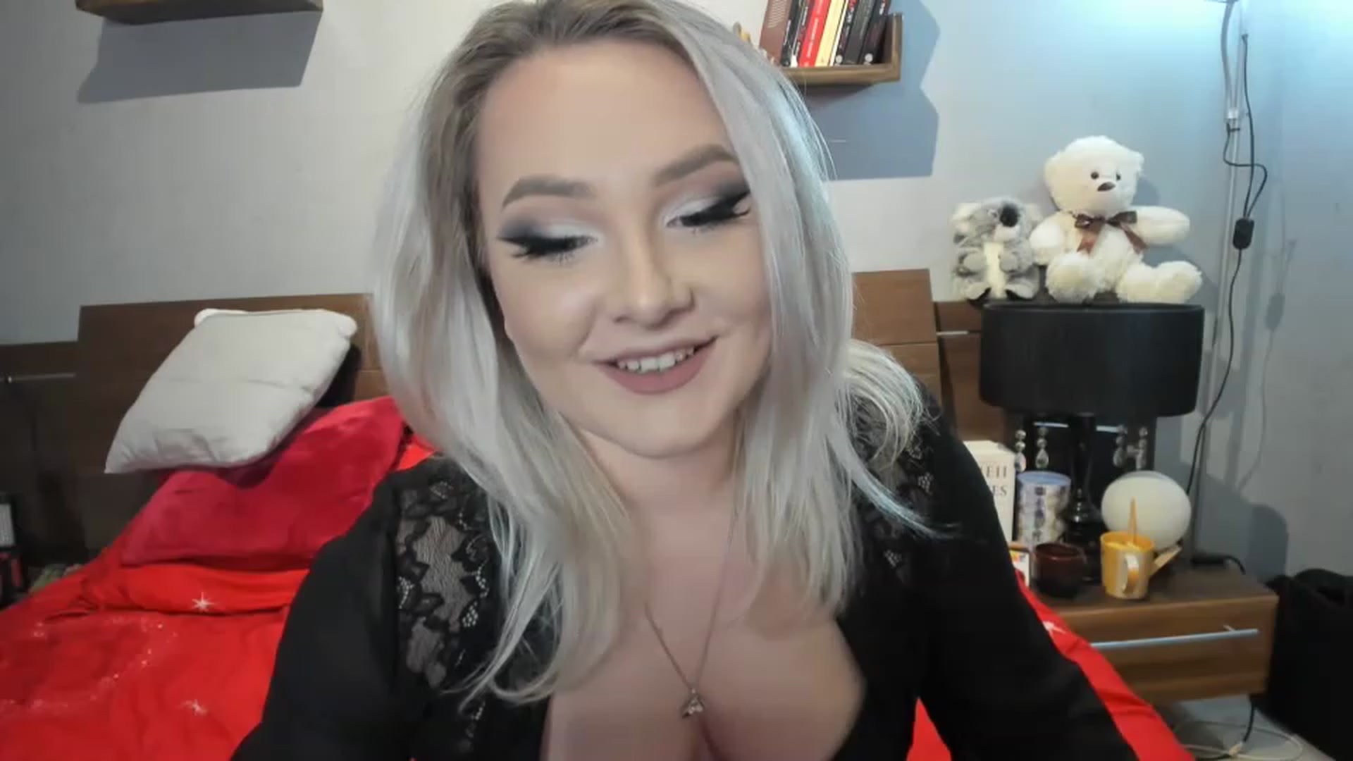 Gallery image thumbnail from LilithTongue_'s myfreecams stream on, 04/08/2023, 12:47 image 6 of 20