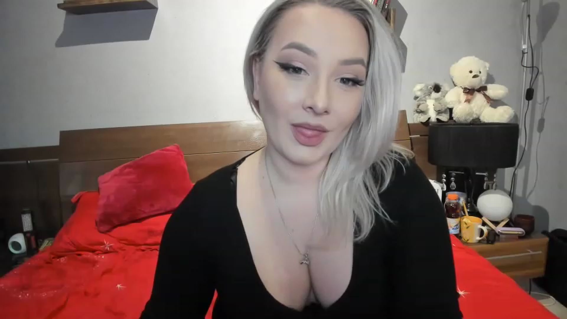 Gallery image thumbnail from LilithTongue_'s myfreecams stream on, 04/10/2023, 14:37 image 1 of 20