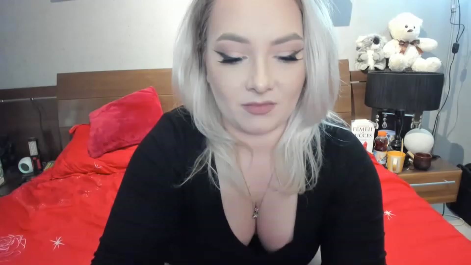 Gallery image thumbnail from LilithTongue_'s myfreecams stream on, 04/10/2023, 14:37 image 11 of 20