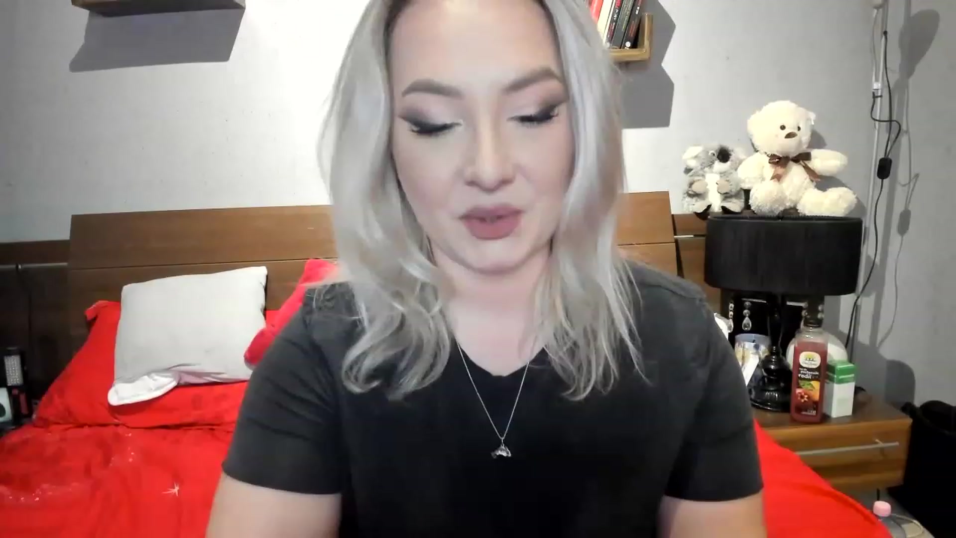 Gallery image thumbnail from LilithTongue_'s myfreecams stream on, 04/13/2023, 11:47 image 2 of 20