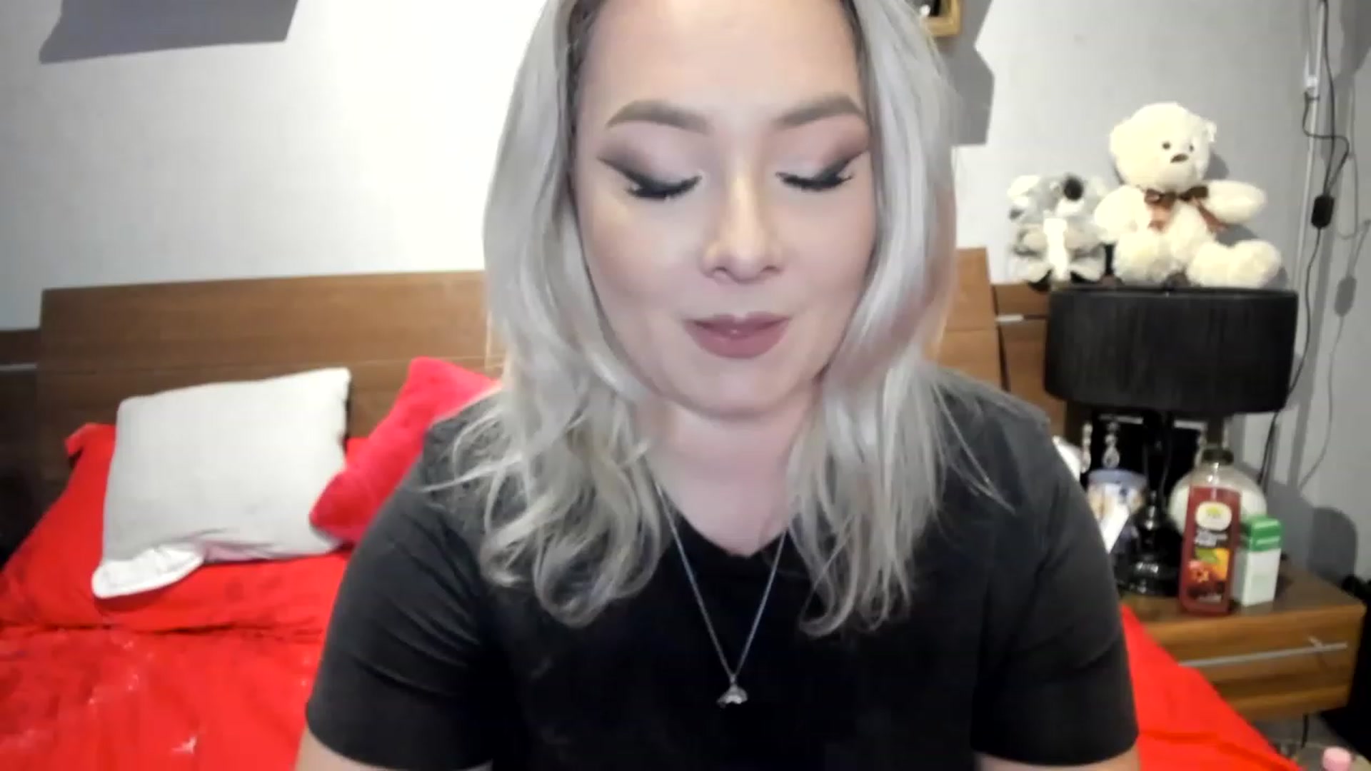 Gallery image thumbnail from LilithTongue_'s myfreecams stream on, 04/13/2023, 11:47 image 10 of 20