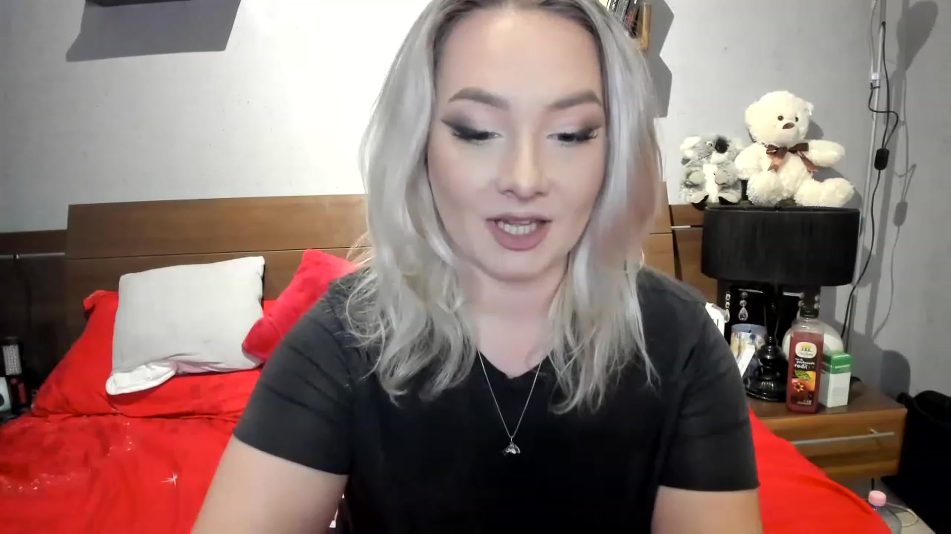 Gallery image thumbnail from LilithTongue_'s myfreecams stream on, 04/13/2023, 11:47 image 3 of 20
