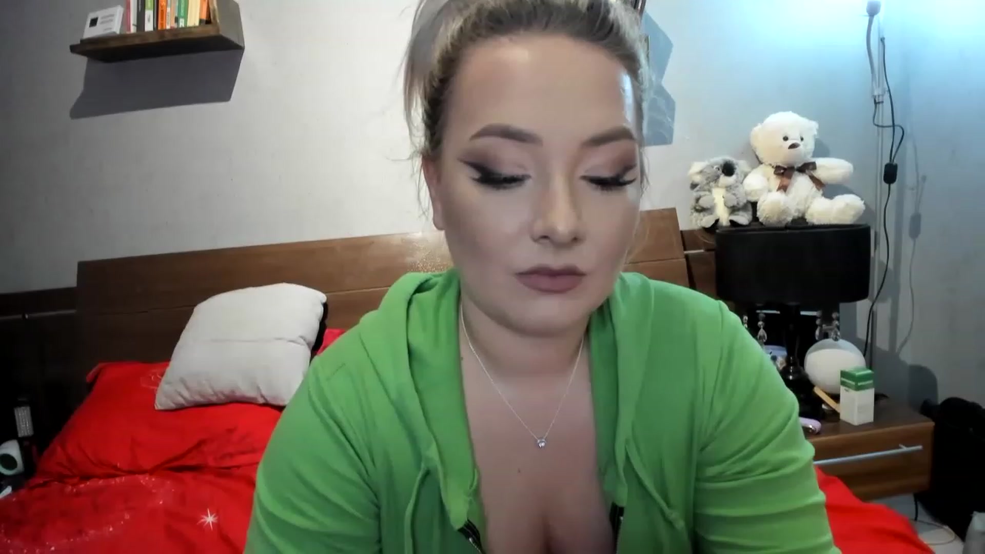 Gallery image thumbnail from LilithTongue_'s myfreecams stream on, 04/14/2023, 12:46 image 3 of 20