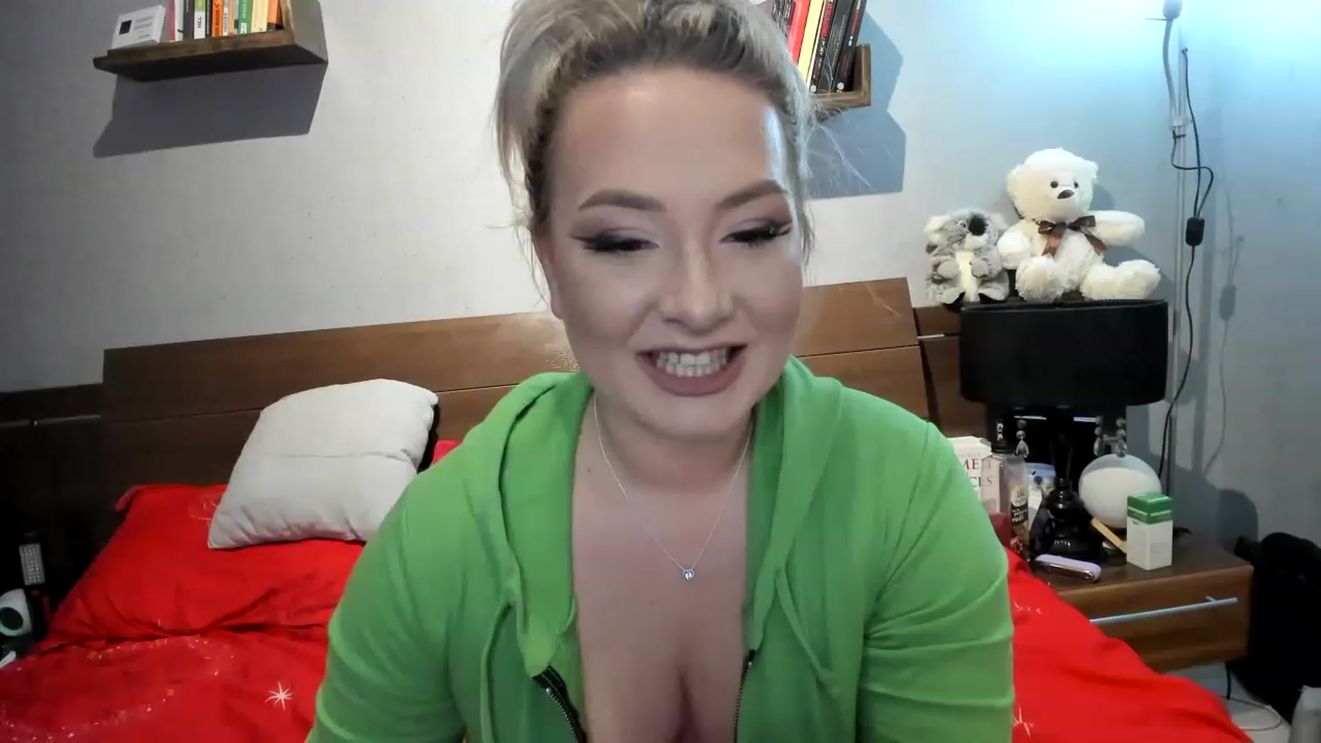 Gallery image thumbnail from LilithTongue_'s myfreecams stream on, 04/14/2023, 12:46 image 6 of 20