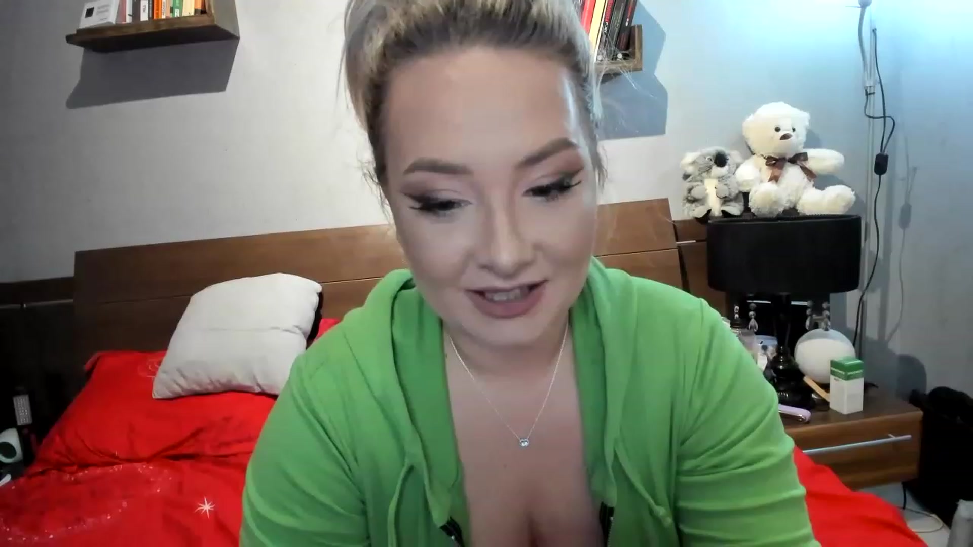 Gallery image thumbnail from LilithTongue_'s myfreecams stream on, 04/14/2023, 12:46 image 4 of 20