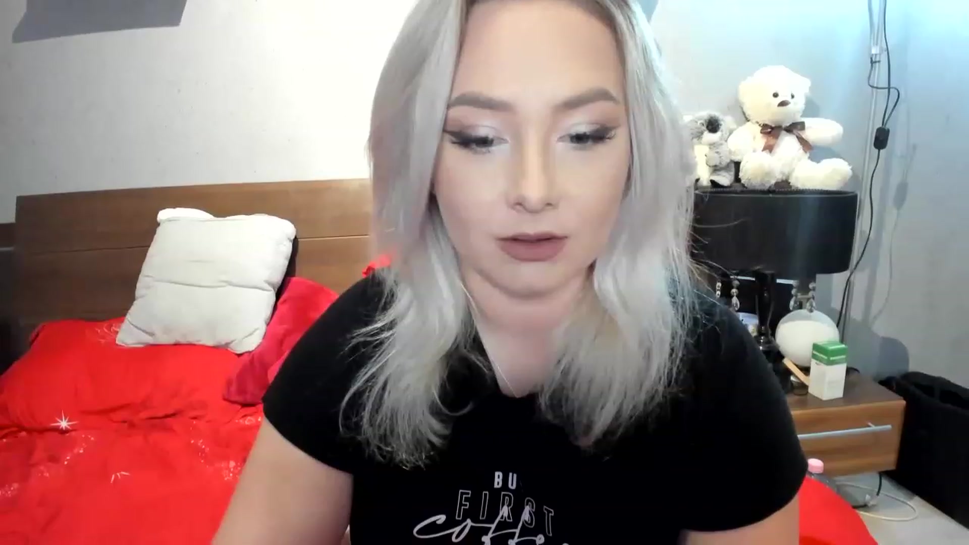 Gallery image thumbnail from LilithTongue_'s myfreecams stream on, 04/15/2023, 12:46 image 3 of 20