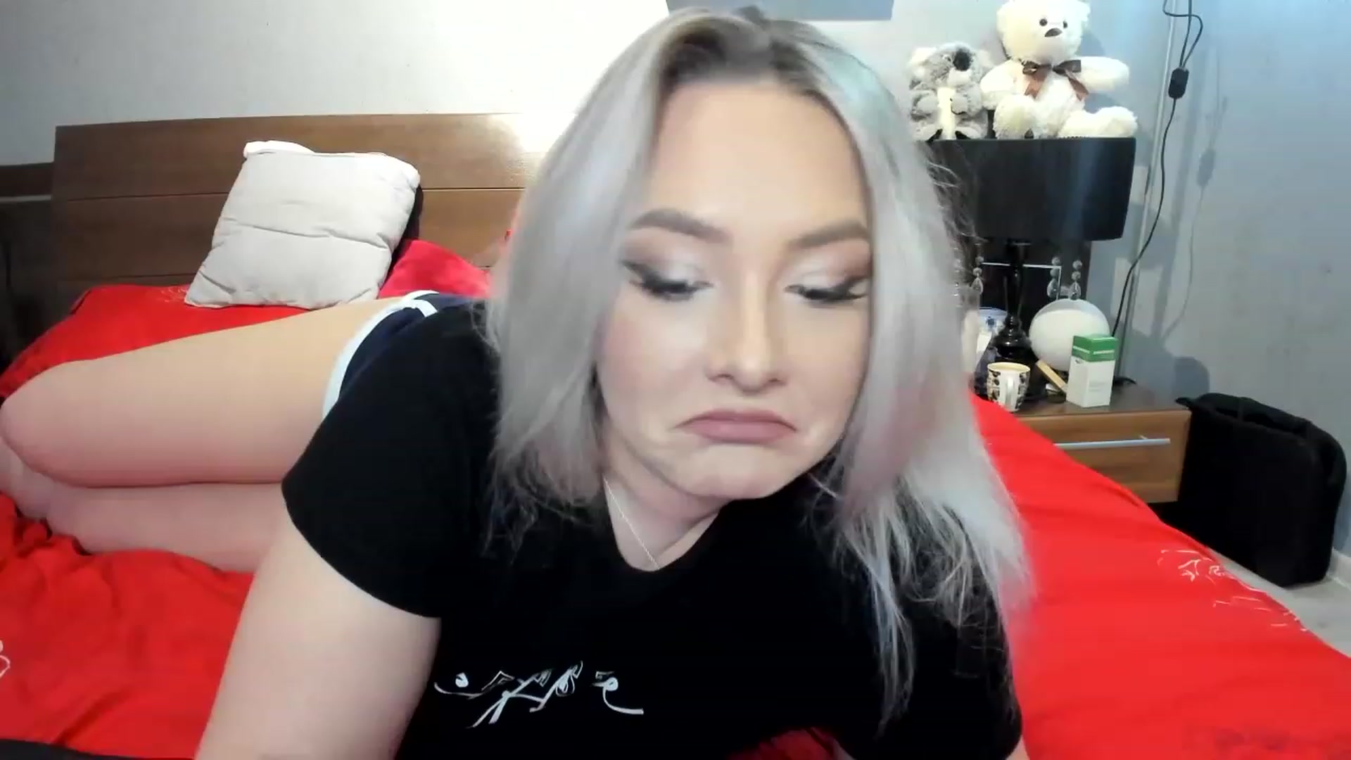 Gallery image thumbnail from LilithTongue_'s myfreecams stream on, 04/15/2023, 12:46 image 12 of 20