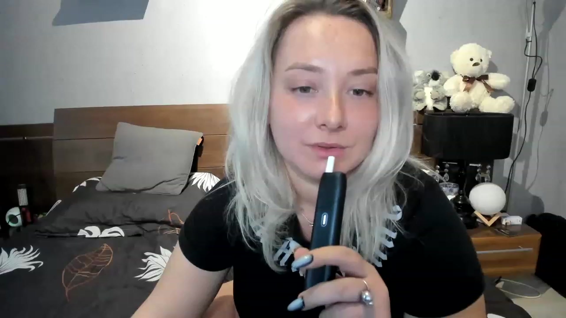 Gallery image thumbnail from LilithTongue_'s myfreecams stream on, 04/21/2023, 14:39 image 19 of 20