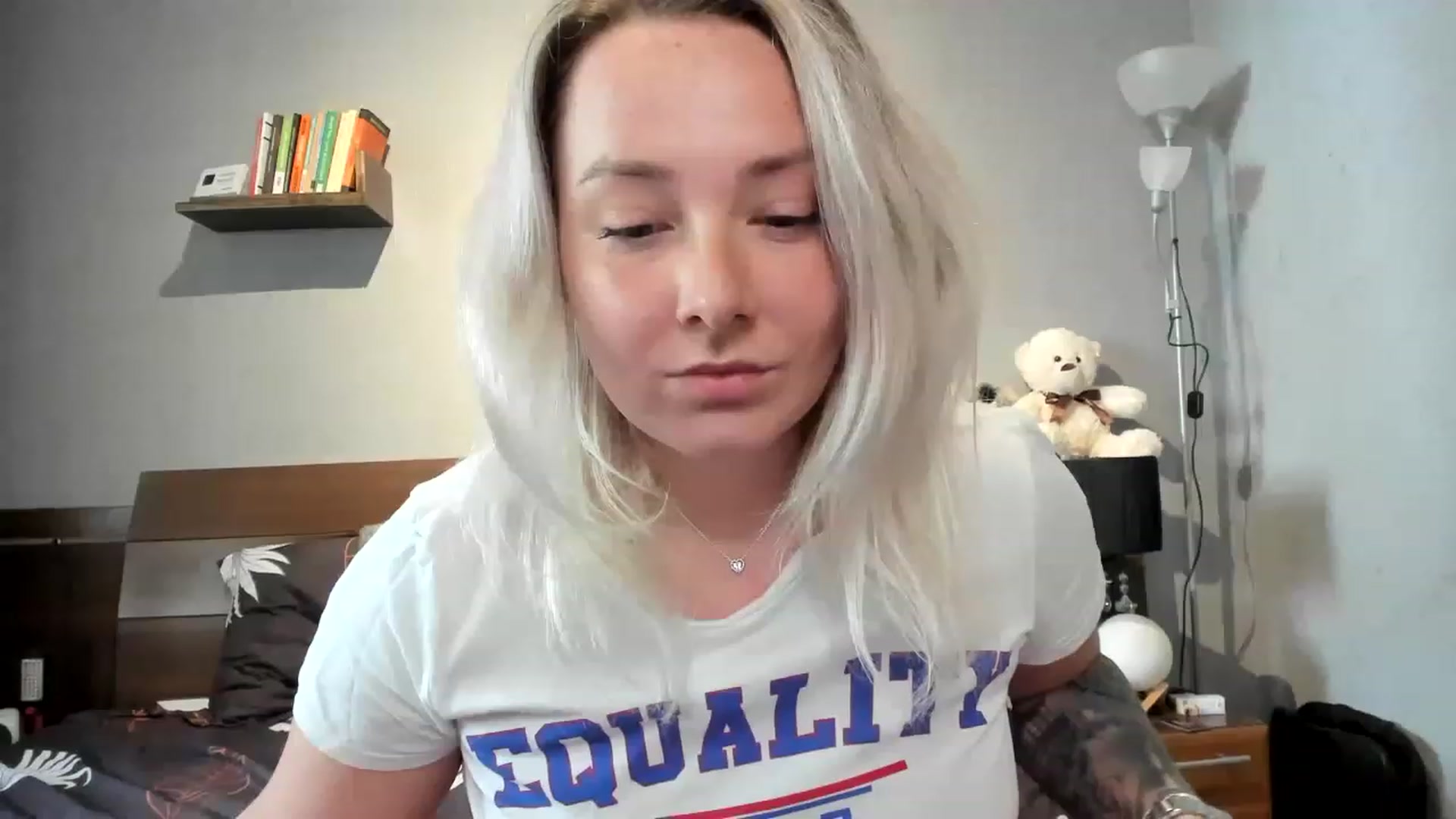 Gallery image thumbnail from LilithTongue_'s myfreecams stream on, 04/22/2023, 14:13 image 19 of 20