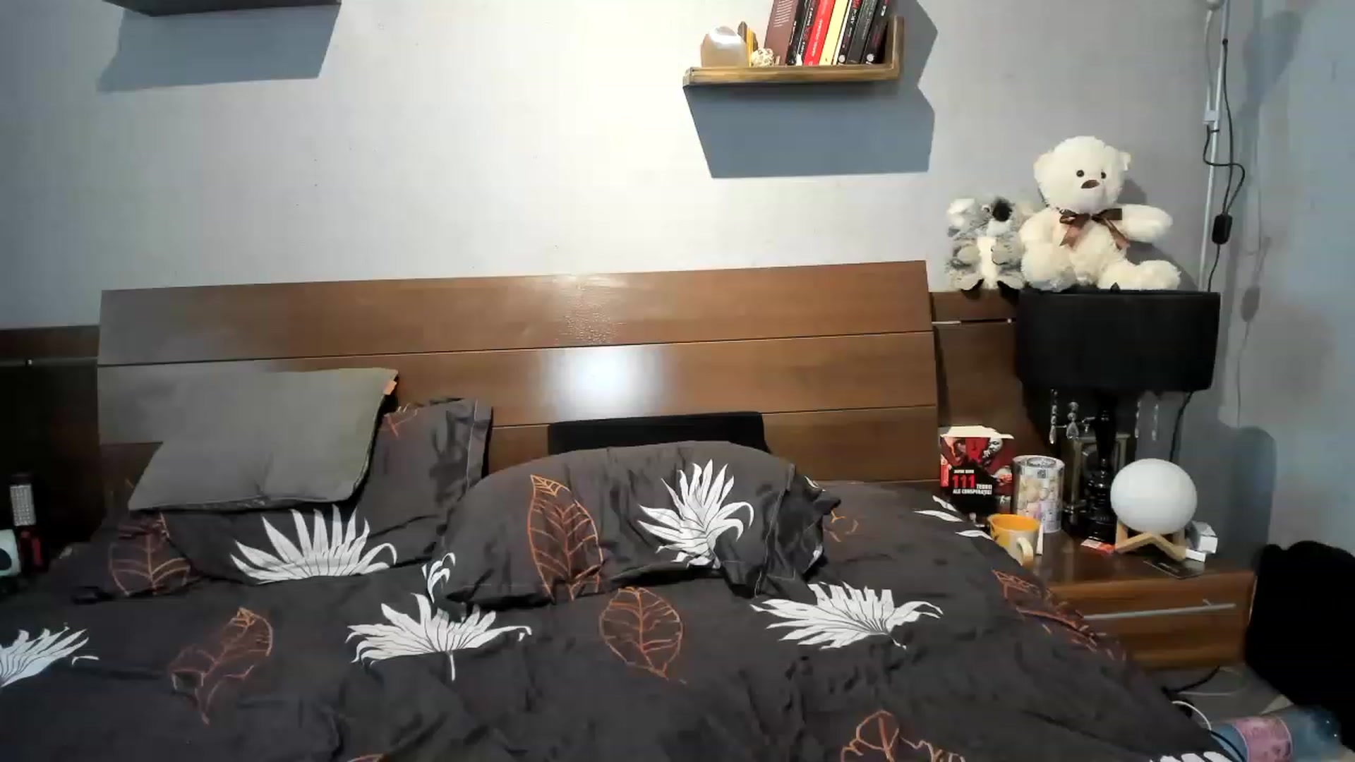 Gallery image thumbnail from LilithTongue_'s myfreecams stream on, 04/24/2023, 13:24 image 20 of 20