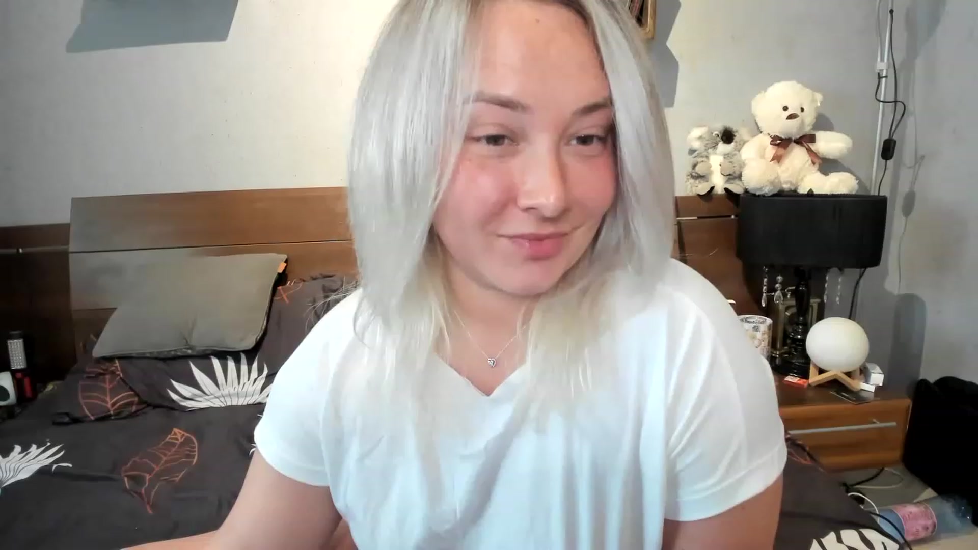 Gallery image thumbnail from LilithTongue_'s myfreecams stream on, 04/24/2023, 13:24 image 16 of 20